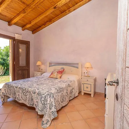 Punta Molara, Garden And Terrace, 900m From The Sea